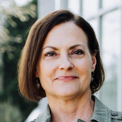 Suzy Pepper Rollins, MA