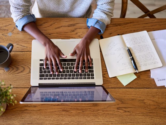 When “The Handwriting Advantage” Meets  “Learning How to Learn”